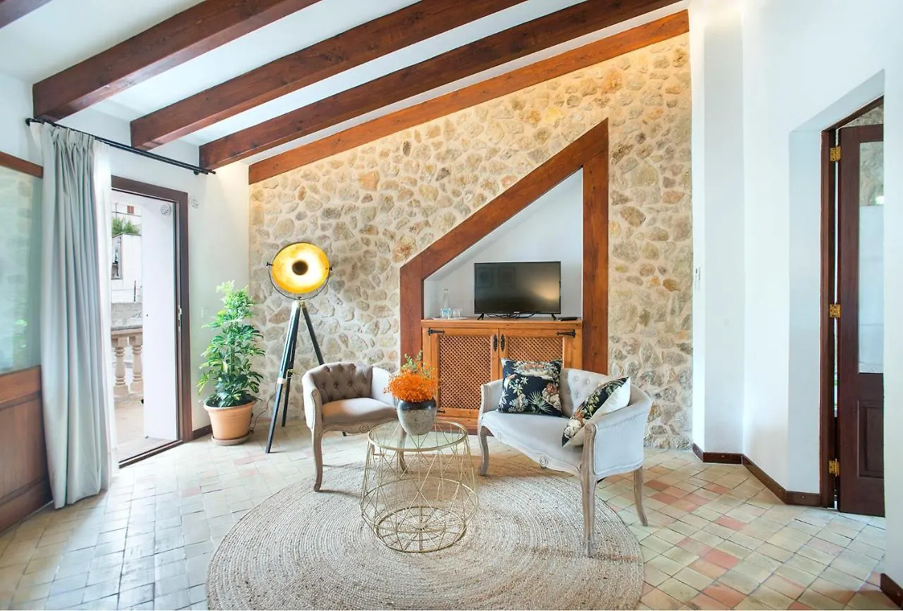 Petit Caimari - Turismo De Interior Hotel 2*,
